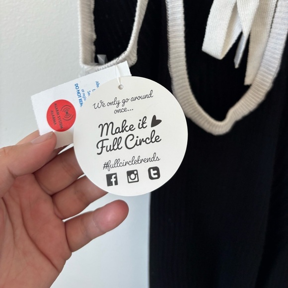 NWT Jolie & Joy Slim Fit Maxi Dress – Black – Multiple Sizes Available - Picture 5 of 6